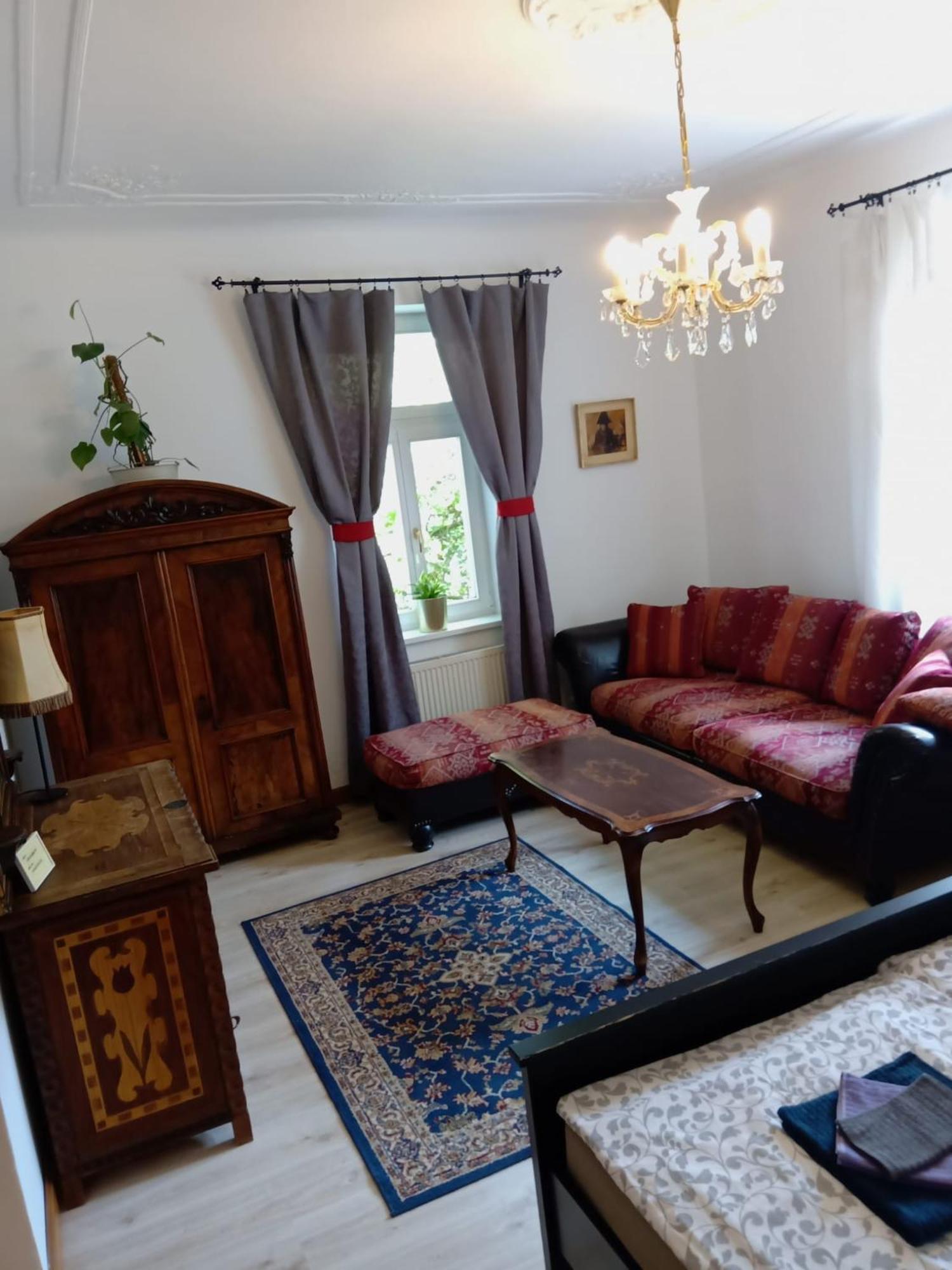 Historic Villa Apartments Praga Exterior foto